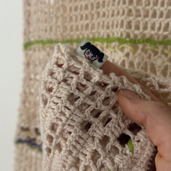 Shy Girl Crochet Top with Shell nipple design - Picture 5 of 5